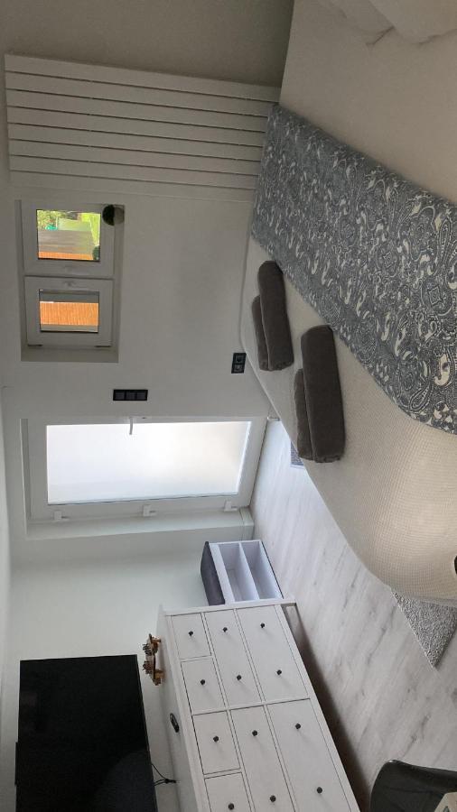 Apartment 2 Mit Gemutlichen Kingsizebett Und 58'tv